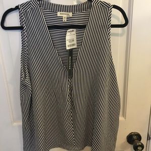 🌸Monteau black and white stripe fancy blouse🌸